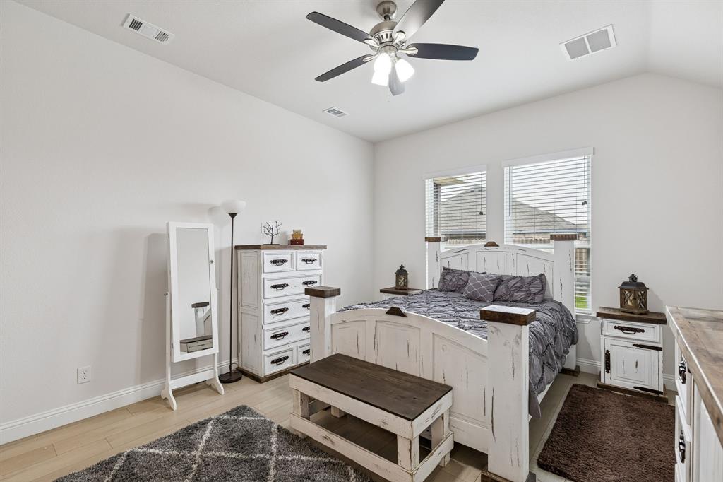 Mustang Crk - Residential