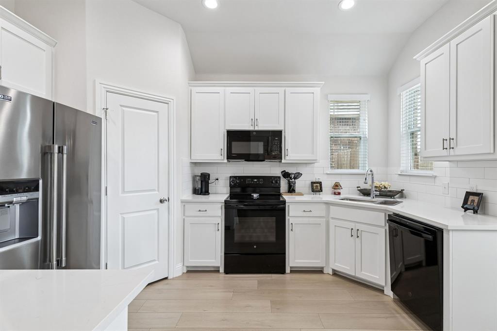 Mustang Crk - Residential