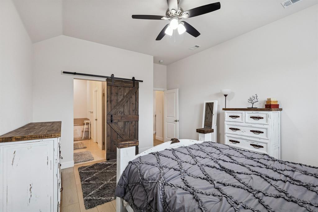 Mustang Crk - Residential