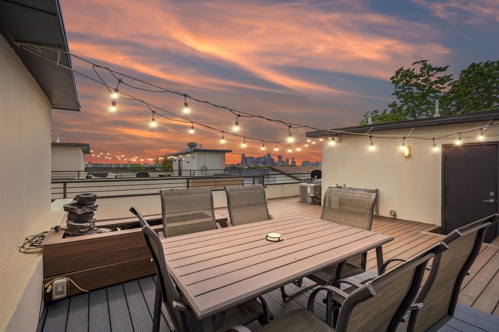 1851-1847 Summit Ave Condos - Residential