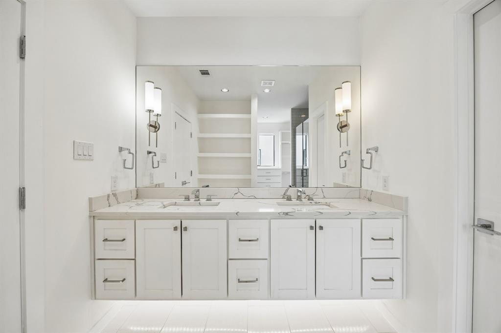 1851-1847 Summit Ave Condos - Residential