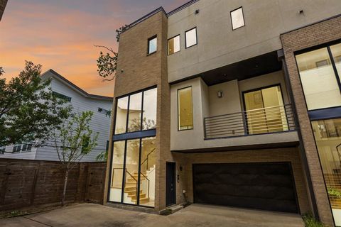 1851 Summit Avenue 4 Dallas TX 75206