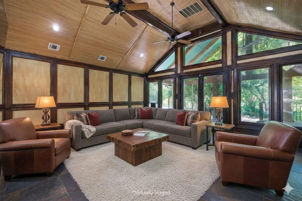 Woodland Hills Colleyville - Residential