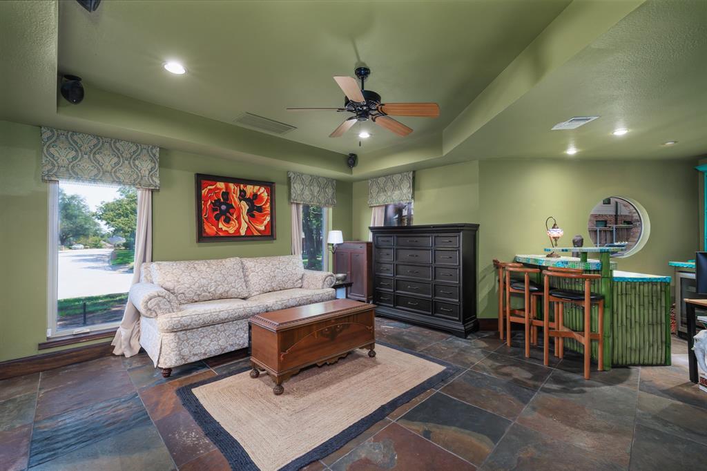 Woodland Hills Colleyville - Residential