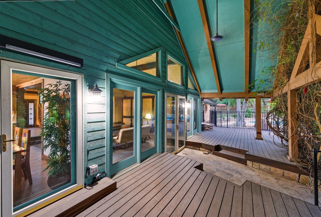 Woodland Hills Colleyville - Residential