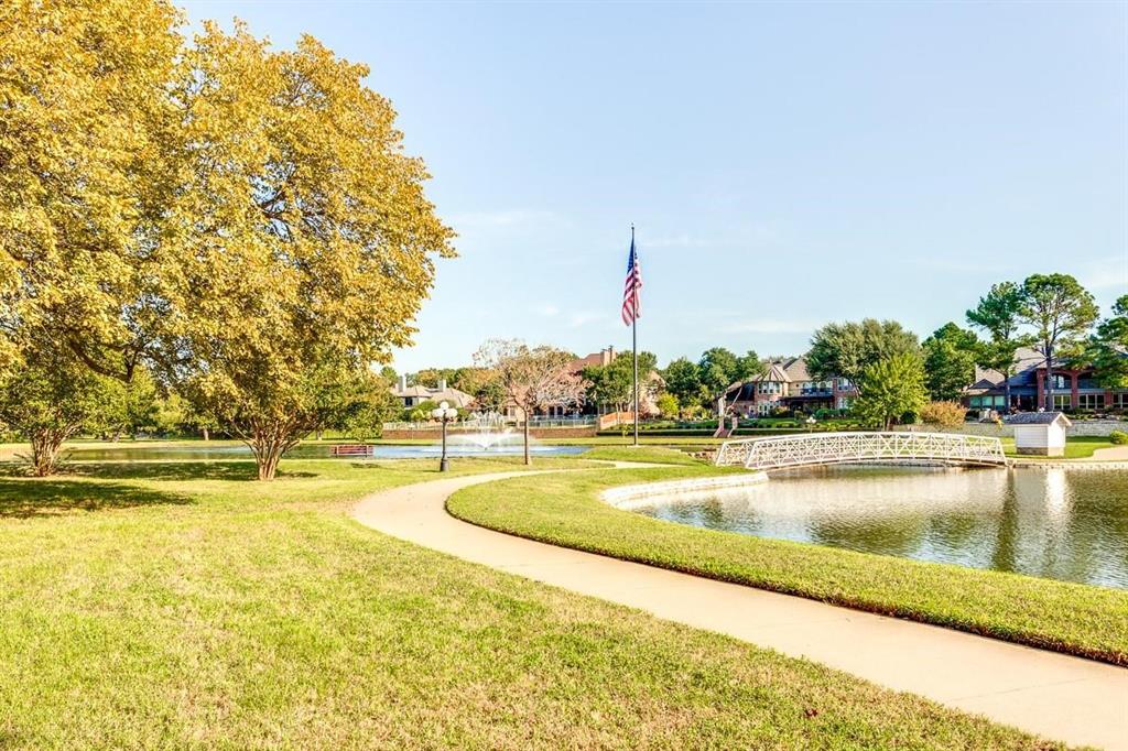 Woodland Hills Colleyville - Residential