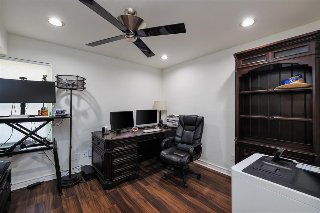 Woodland Hills Colleyville - Residential