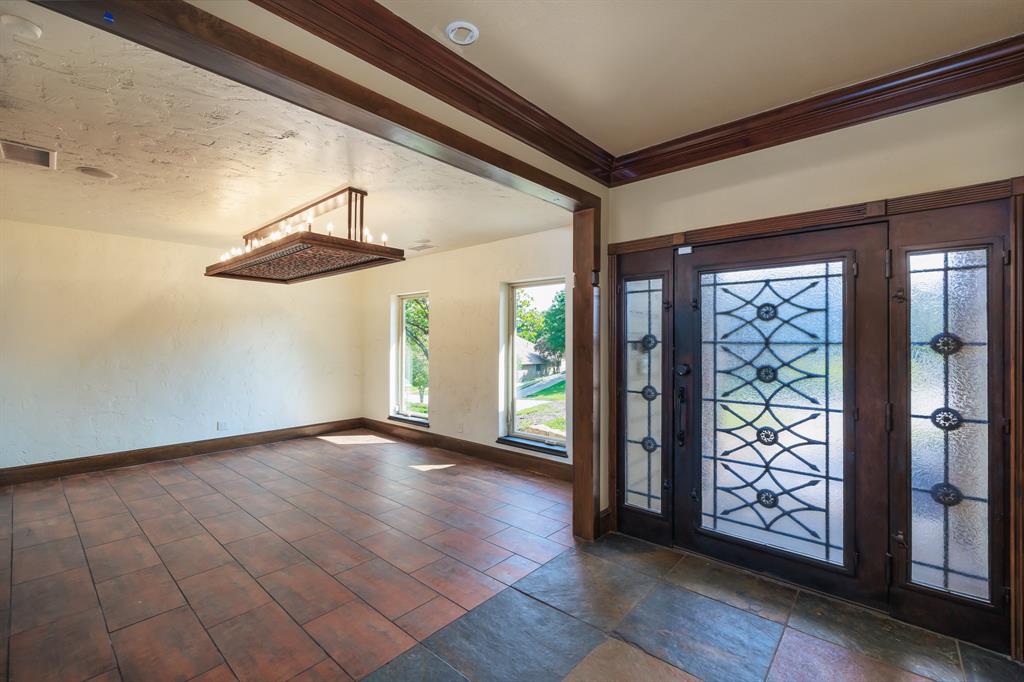 Woodland Hills Colleyville - Residential