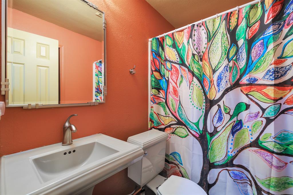 Woodland Hills Colleyville - Residential