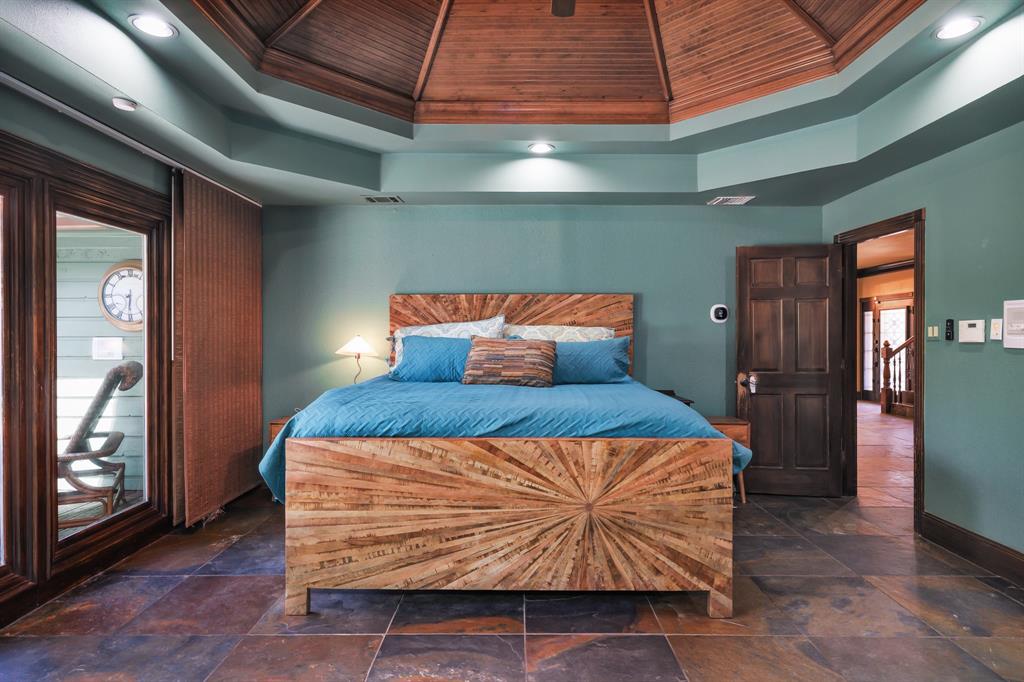 Woodland Hills Colleyville - Residential