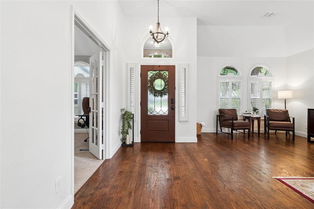 1443 Lone Star Court