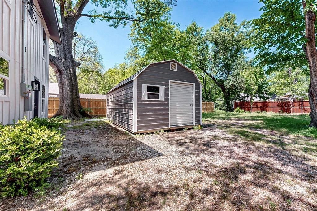 1500 W Collin Street