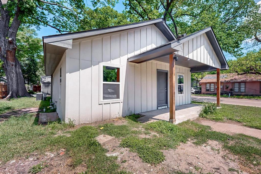 1500 W Collin Street