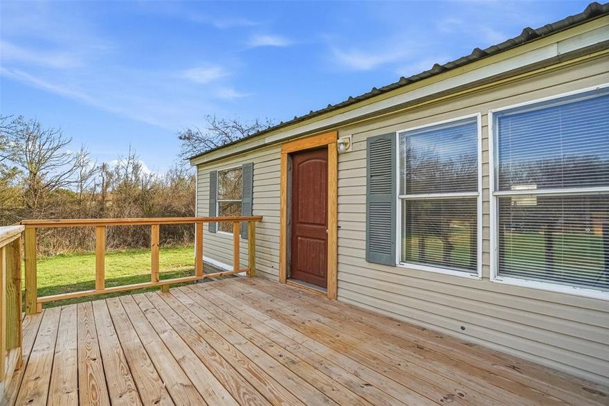 Discover a practical and budget-friendly option with this 3-bedroom, 2-bath mobile home situated on a full acre in Granbury with no HOA. The home offers a simple, functional layout designed for easy living and low maintenance. Mini-split systems provide efficient heating and cooling, helping keep utility costs manageable year-round.

With plenty of outdoor space, the property allows room for parking, outdoor living, or future improvements, all while enjoying the privacy and flexibility of country living. Whether you’re an investor seeking a solid rental or a buyer looking for an affordable home with land, this property presents a great opportunity to own acreage without unnecessary extras.

Space, freedom, and value come together in this Granbury property—don’t miss it.