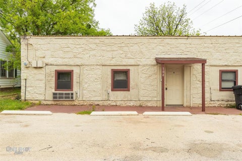 Photo of 104 College Drive #B, Abilene, TX 79601 (MLS # 21394230)