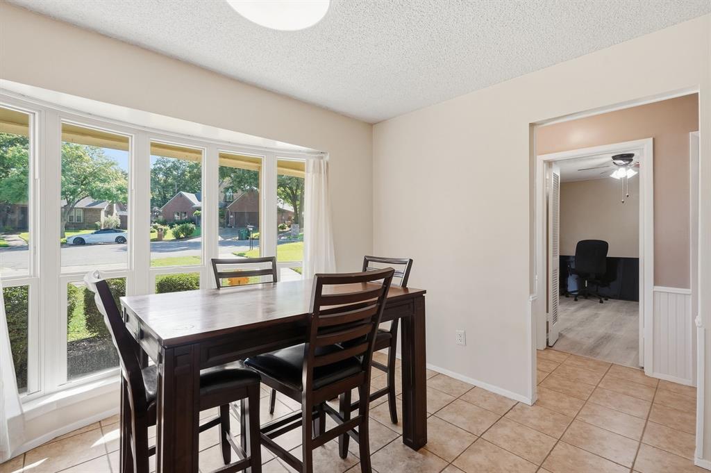 5914 Walden Trail