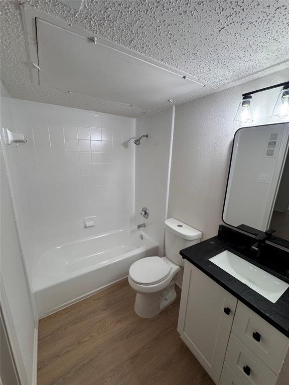 Arlington Oaks Condo - Residential