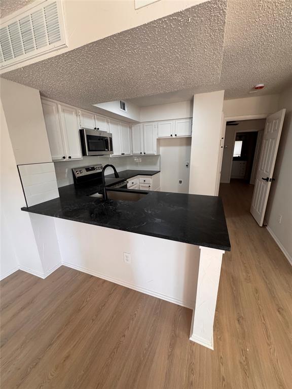 Arlington Oaks Condo - Residential
