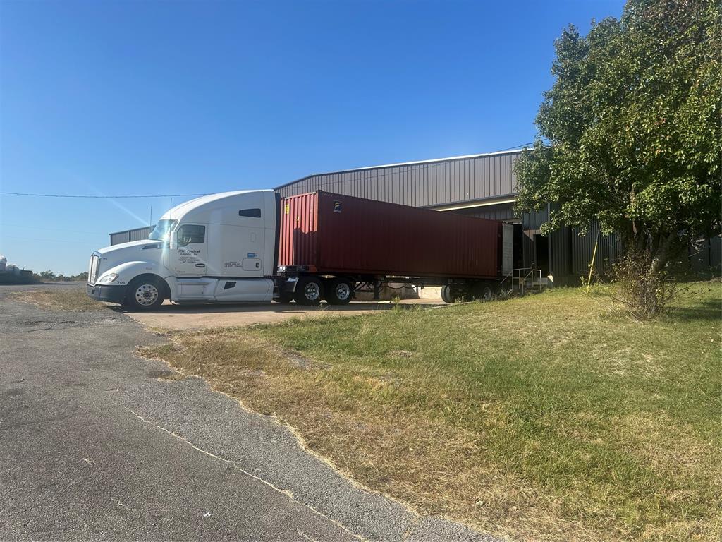 Toby thomas - Commercial Sale