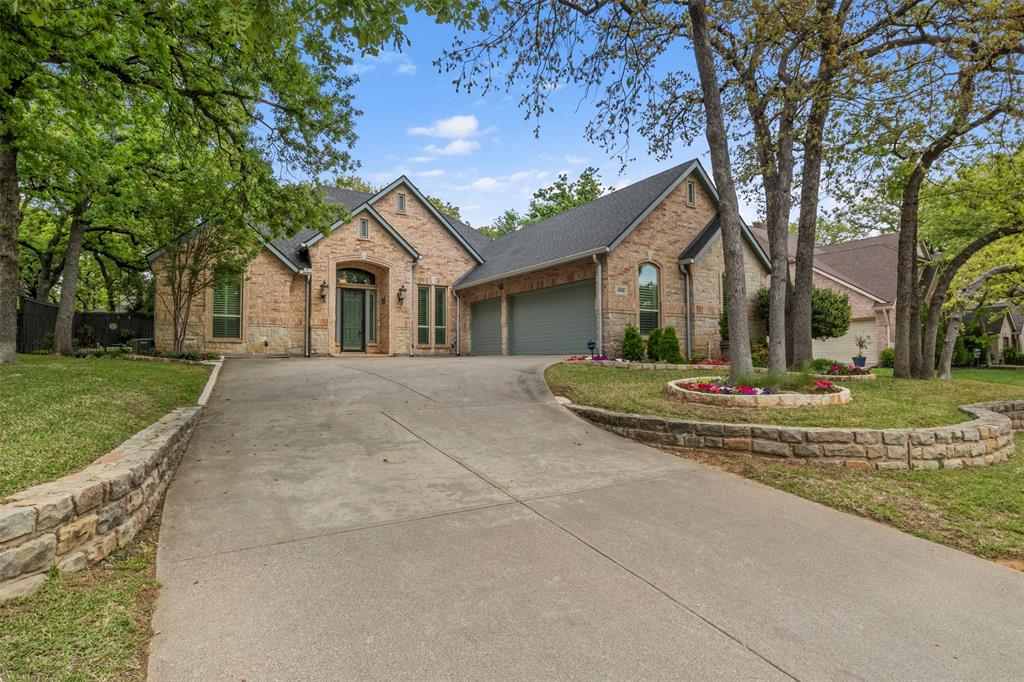 3005 Enchanted Oaks Circle