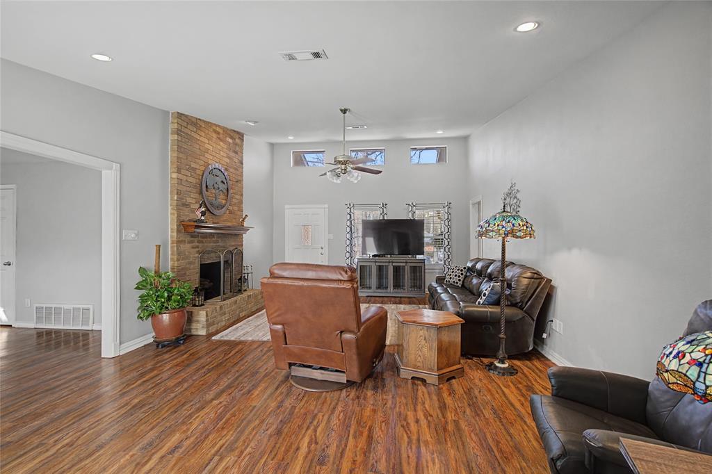 3912 Double Tree Trail