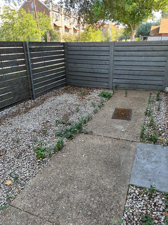 Martyns Oak Lawn - Residential Lease