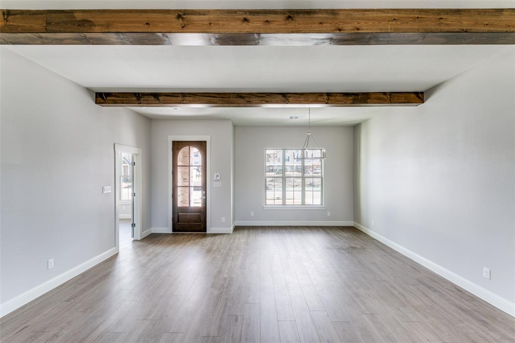 622 Community Lane