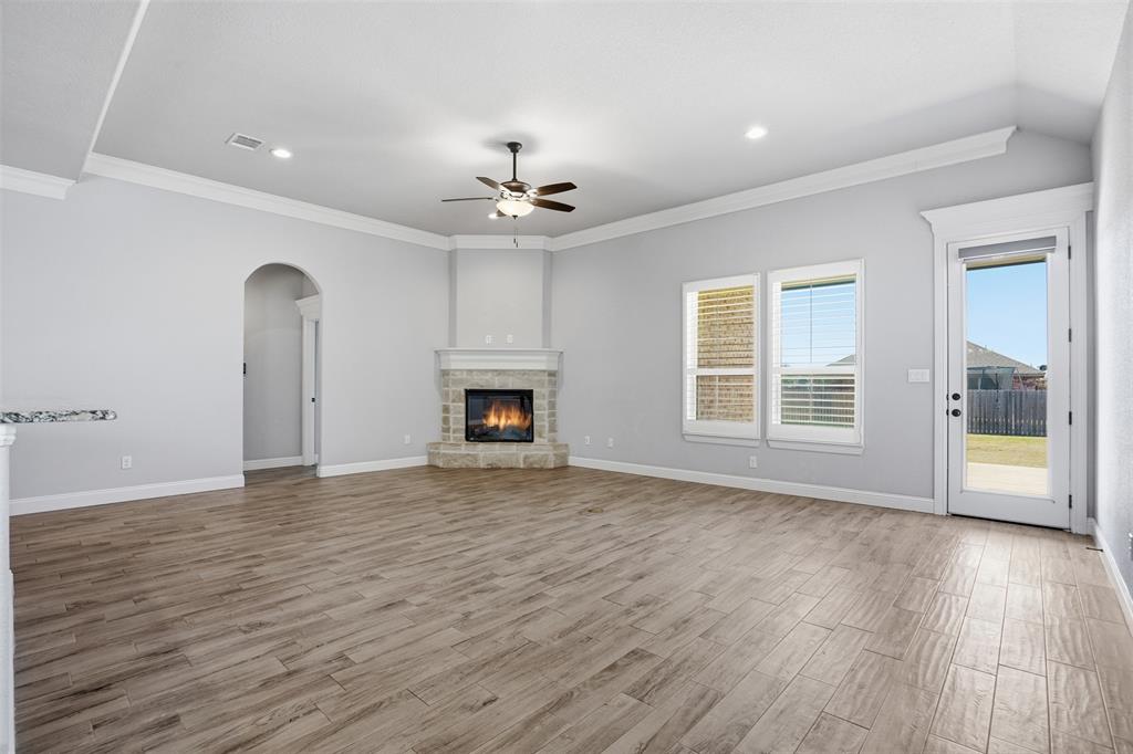 Main Place Ph II - Residential