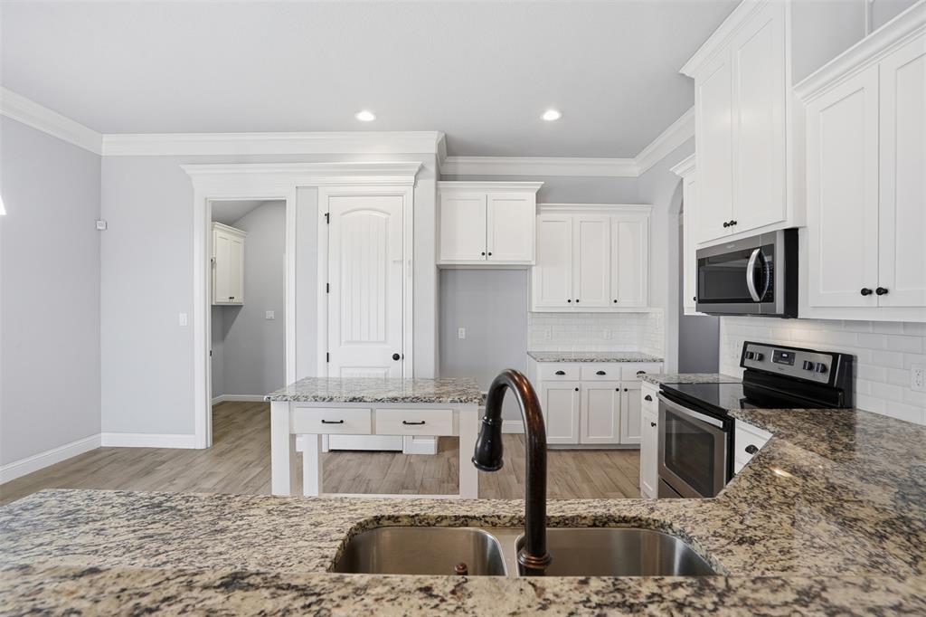 Main Place Ph II - Residential