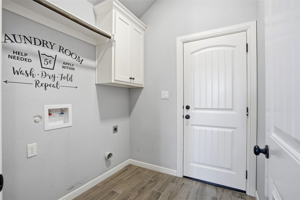 Main Place Ph II - Residential