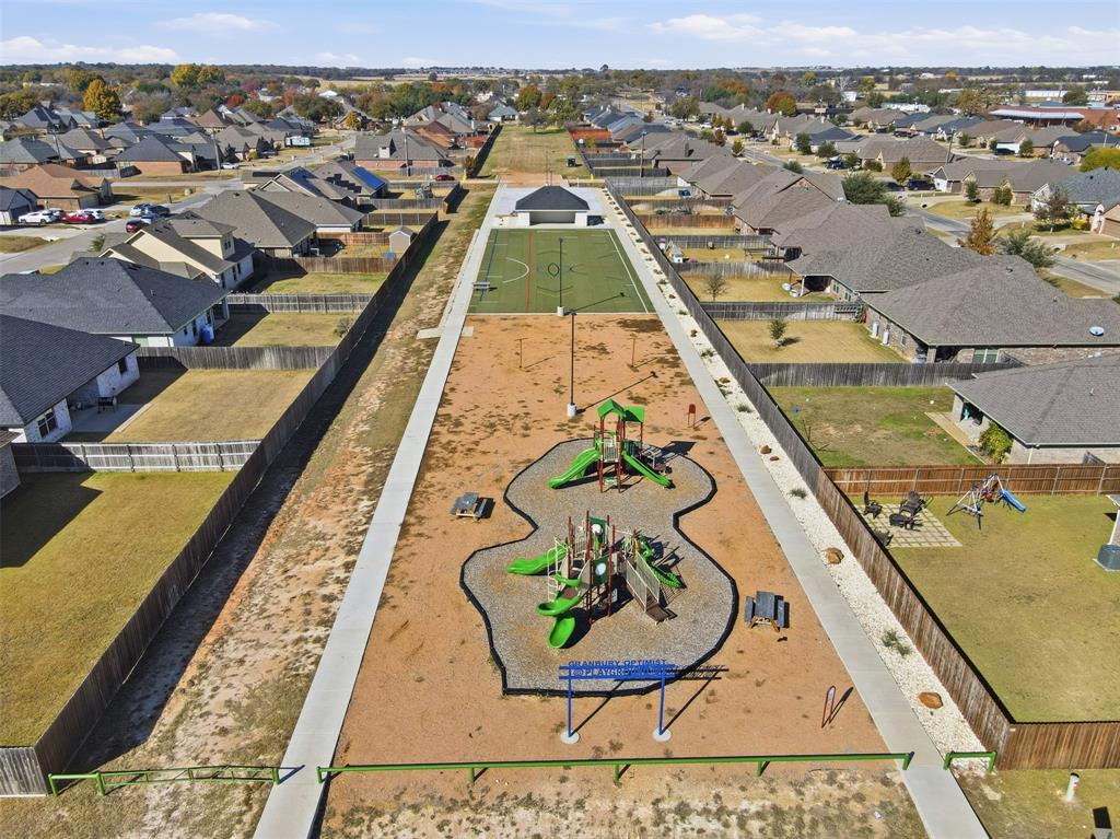 Main Place Ph II - Residential