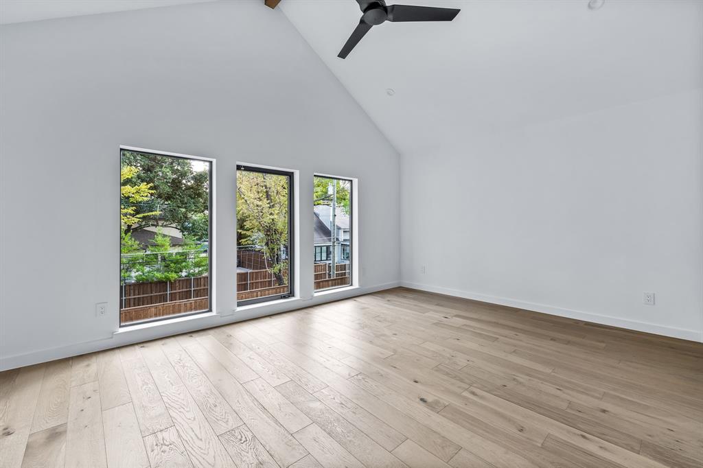 Biglot - Residential