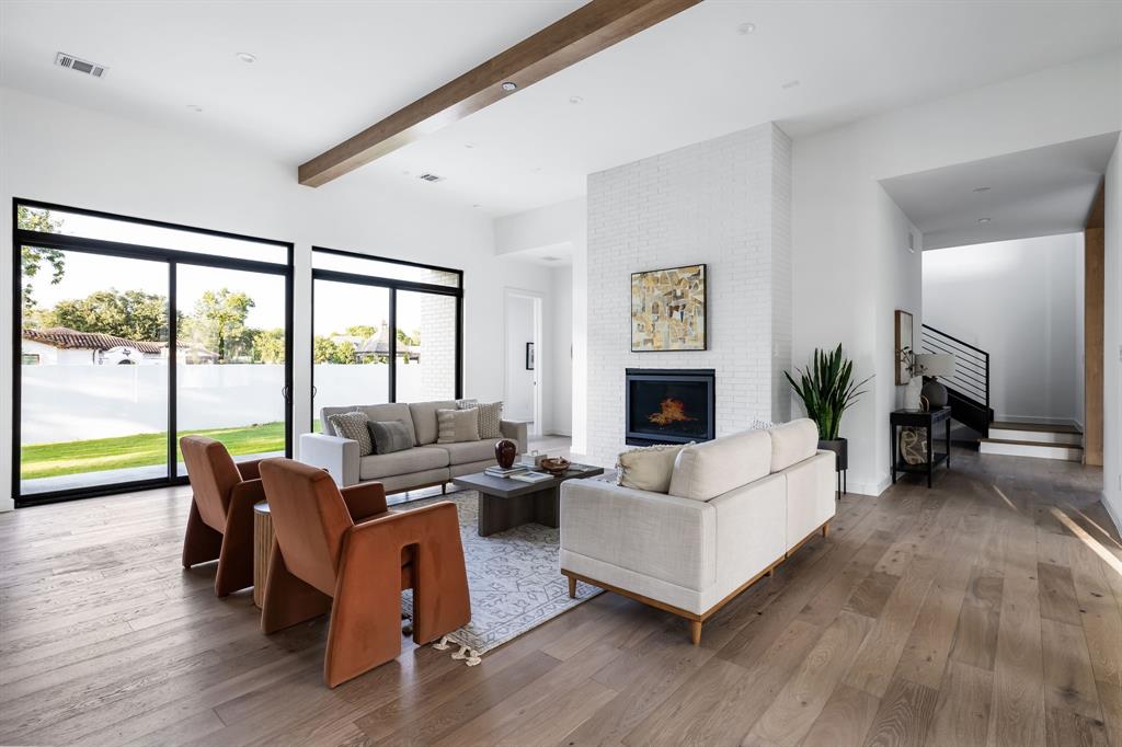 Biglot - Residential