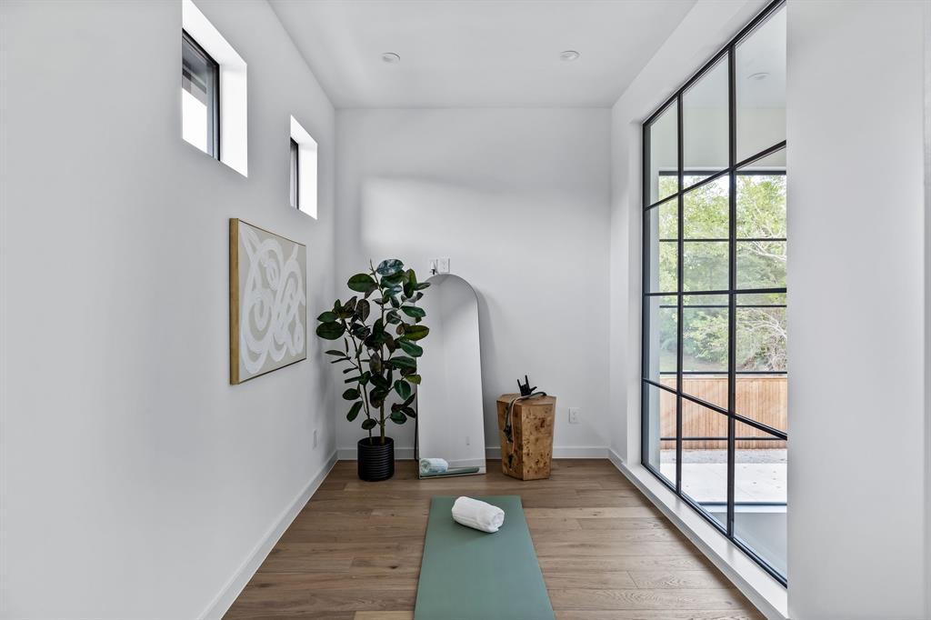 Biglot - Residential