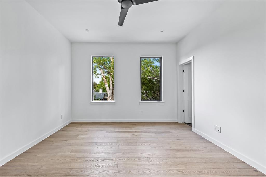 Biglot - Residential