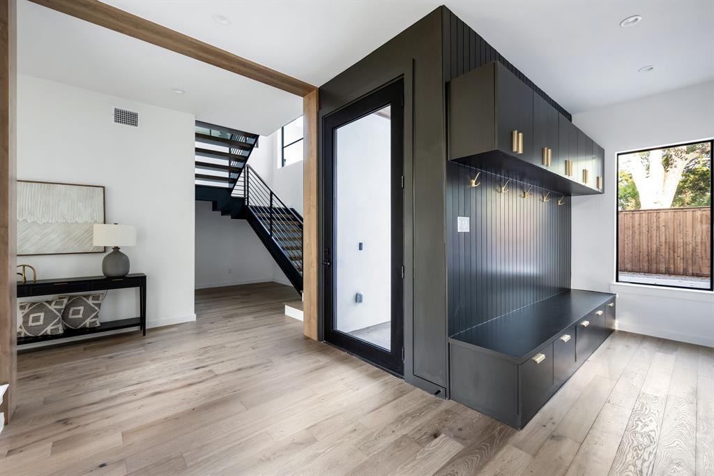 Biglot - Residential