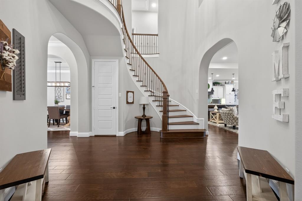 816 Lazy Brooke Drive