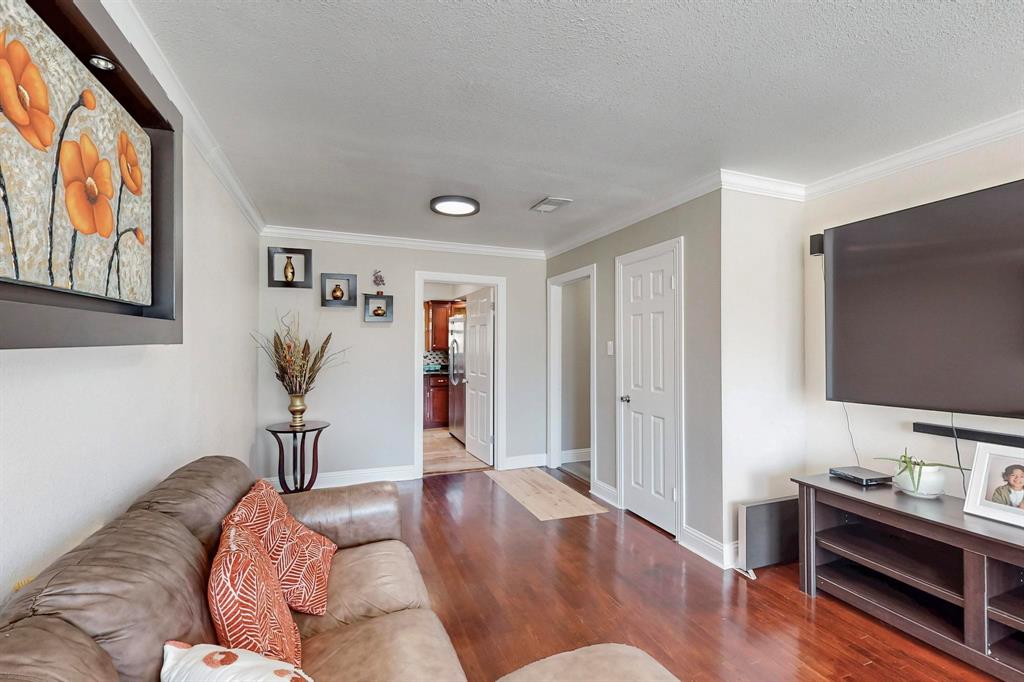 Mcelveen - Residential