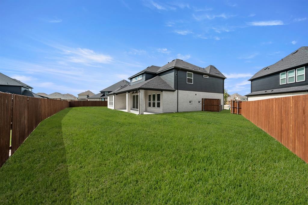 7044 Moss Lake Court
