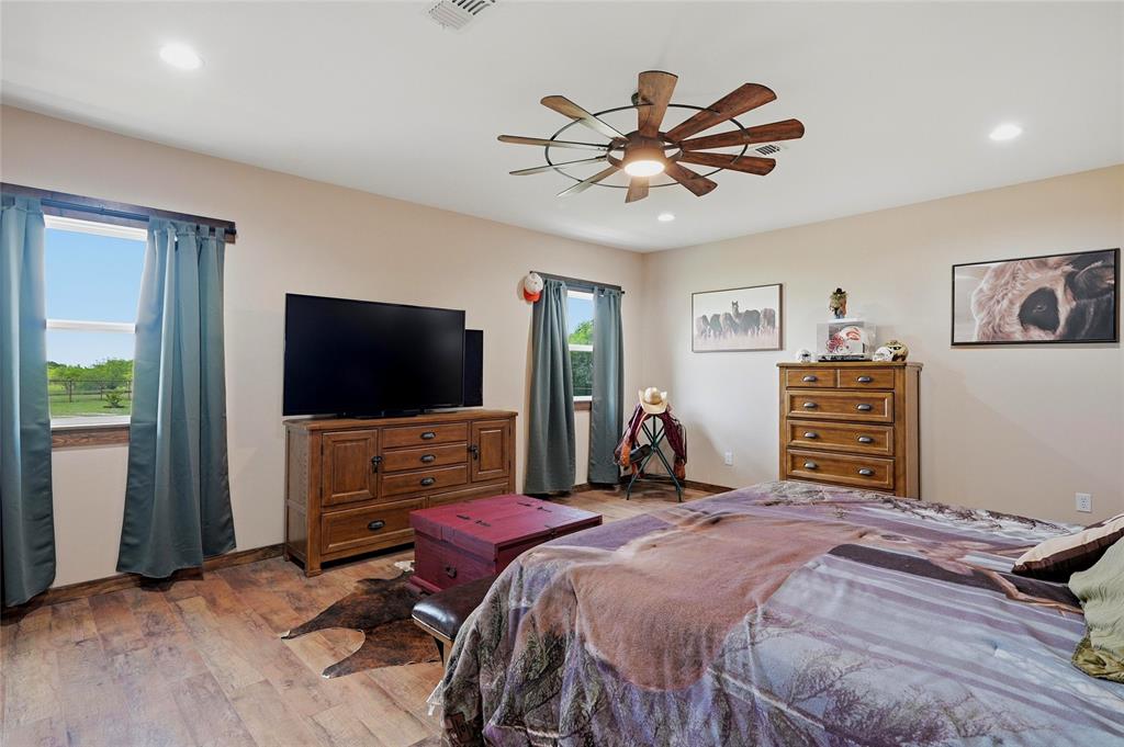 BARNES ISRAEL - Residential