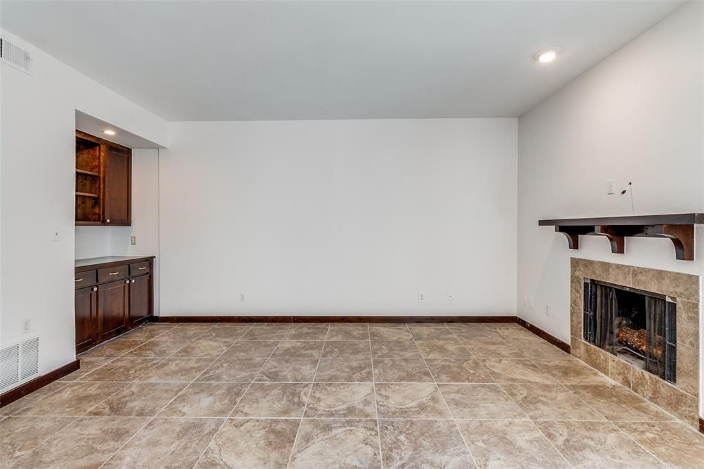 Photo of 8418 Towneship Lane, Dallas, TX 75243 (MLS # 21251543)