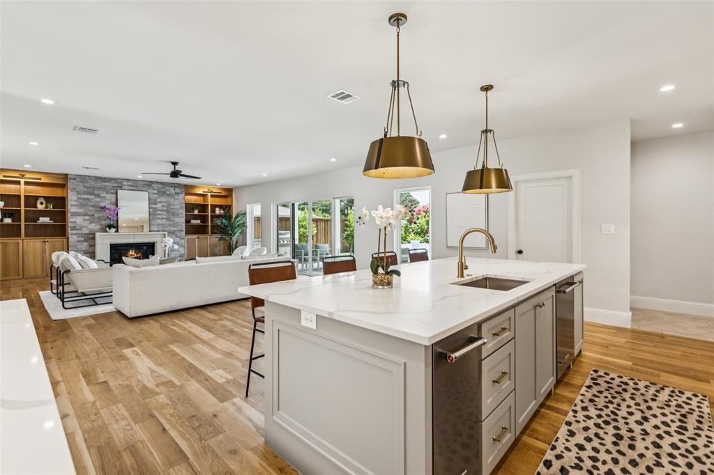 White Rock North 01 - Residential