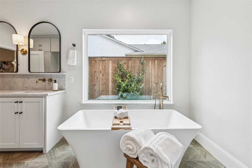 White Rock North 01 - Residential