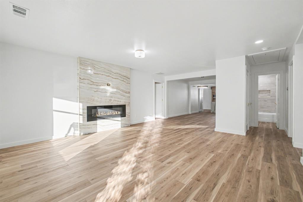 Lovers Lane Heights - Residential