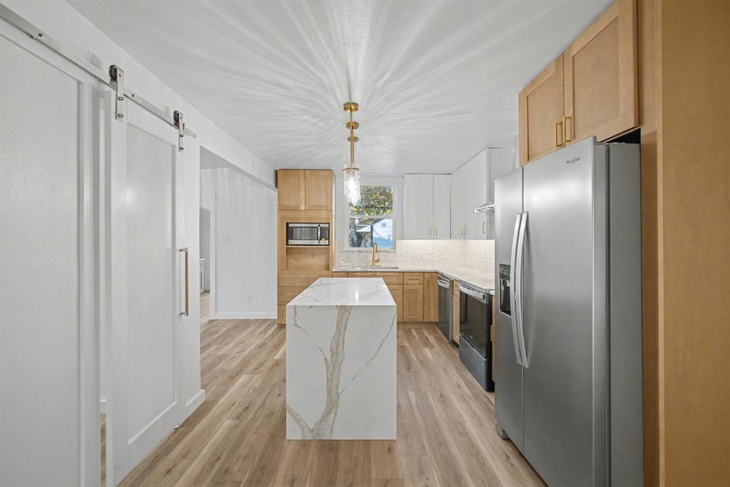 Lovers Lane Heights - Residential