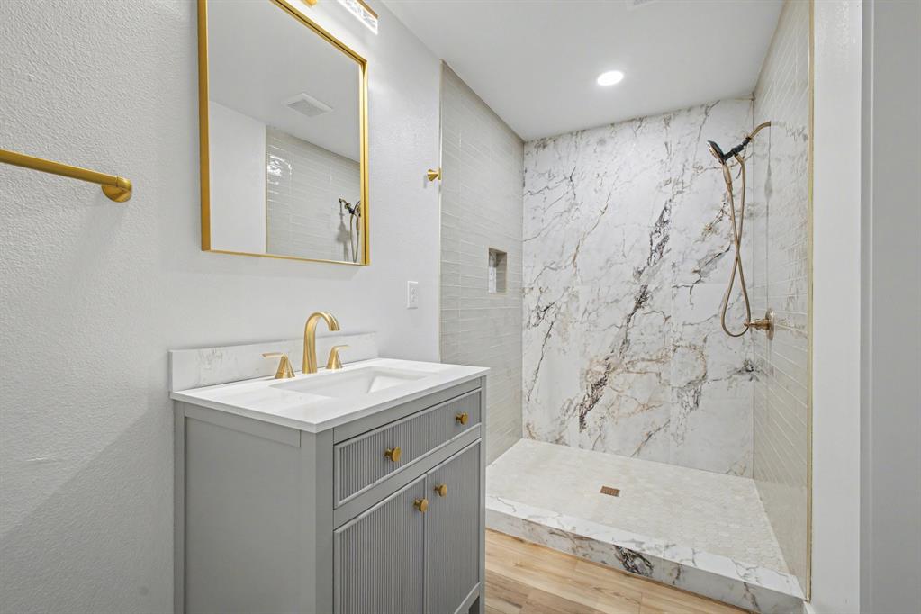 Lovers Lane Heights - Residential