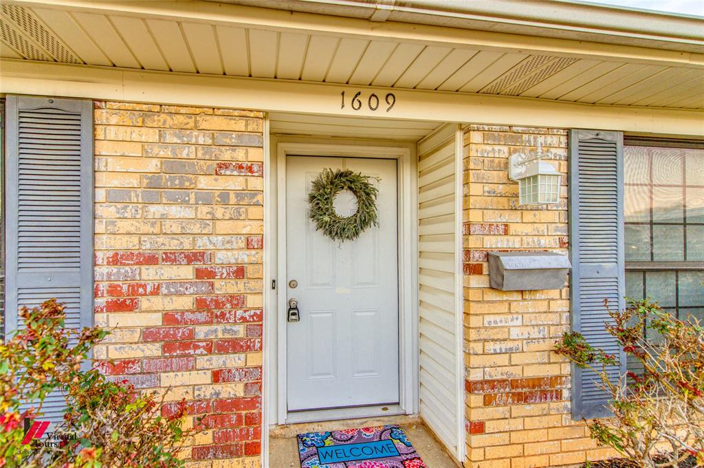 1609 Maria Street