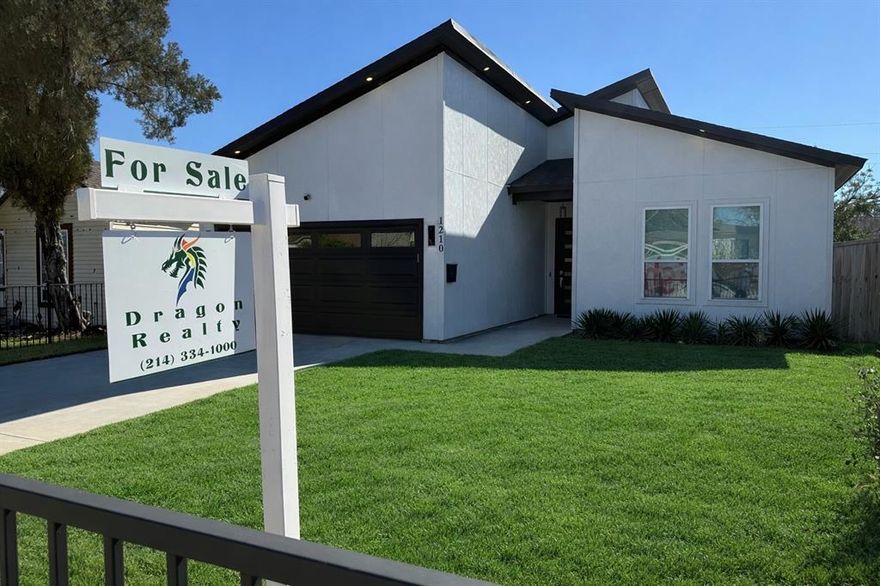 Crisp, fresh and move in ready, this 2023 four bedroom, one story home has a nice open floorplan, quartz countertops, Kitchen island with walk in pantry, walk in closets, big primary bedroom, a fourth bedroom that could serve as separate office or study with closet, big walk in utility room and a large covered porch and deck opening out to the big back yard. Lots of sunshine from energy efficient double pane windows and cellular shades that open from top and bottom. Primary bathroom has large walk in shower, large soaking tub, big walk in closet with safe and dual vanities. Second bathroom has tub shower with pretty inset tile accents. Smart lighting controls and dimmers inside, soffit lights and wall accent lights outside and a heavy slider gate across the driveway. Measurements, Schools etc to be verified by buyer