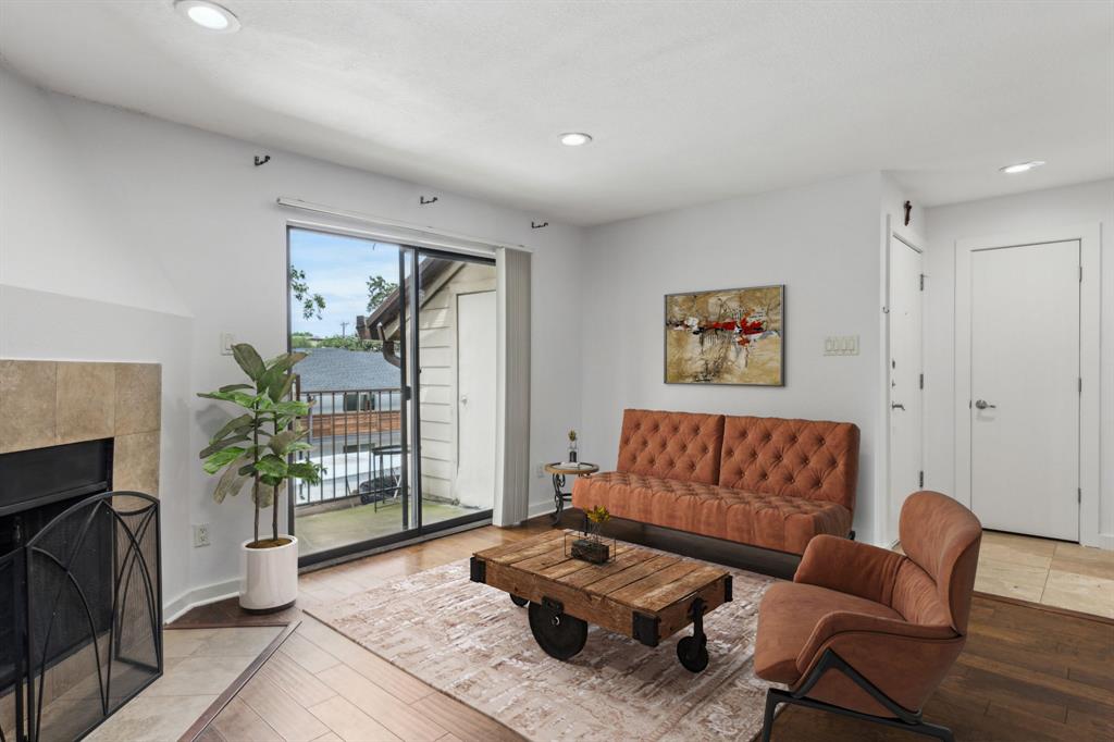 Parkside Cedar Spgs Condo - Residential