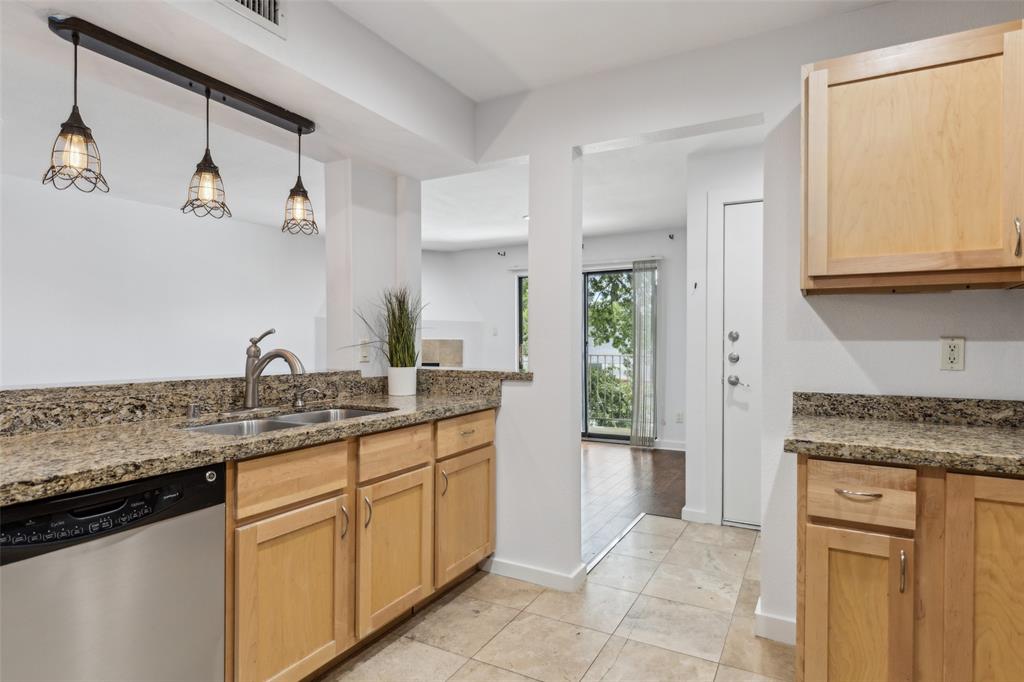 Parkside Cedar Spgs Condo - Residential